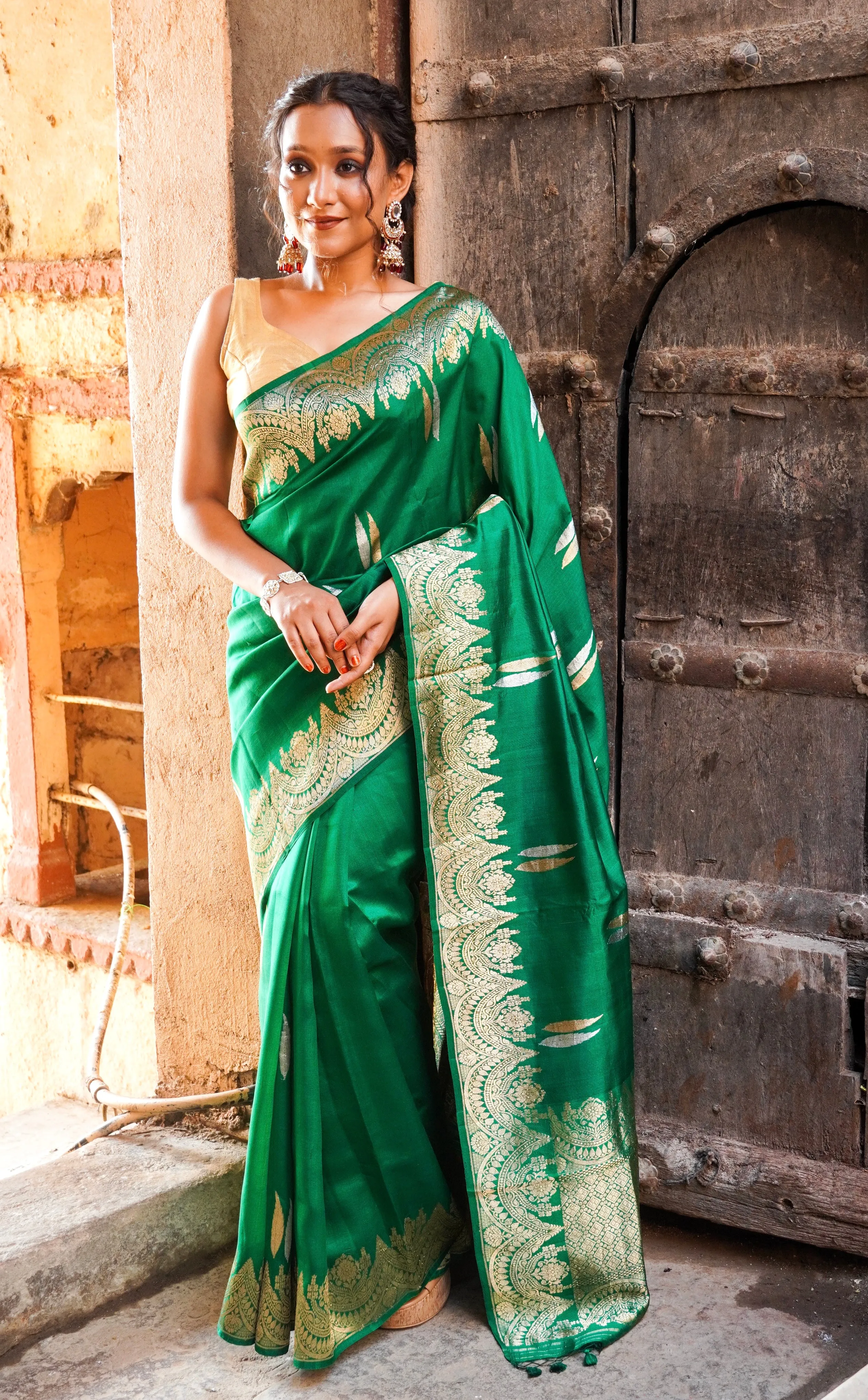 Banarasi  Pure Katan by Mashru Silk Handwoven  Saree - Sona Rupa - Kaduwa Green