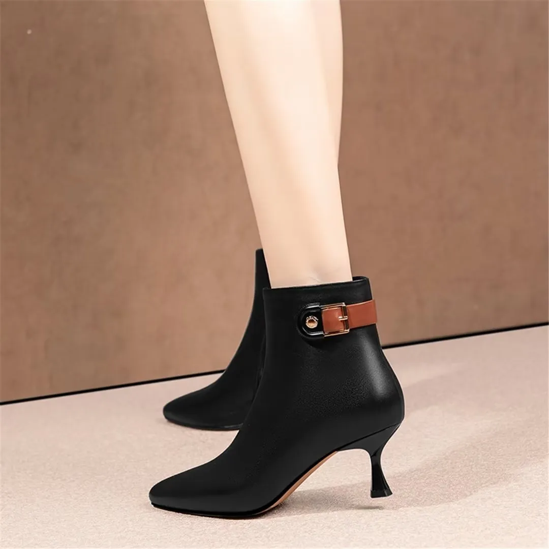Veltique Chic Zippered Ankle Booties