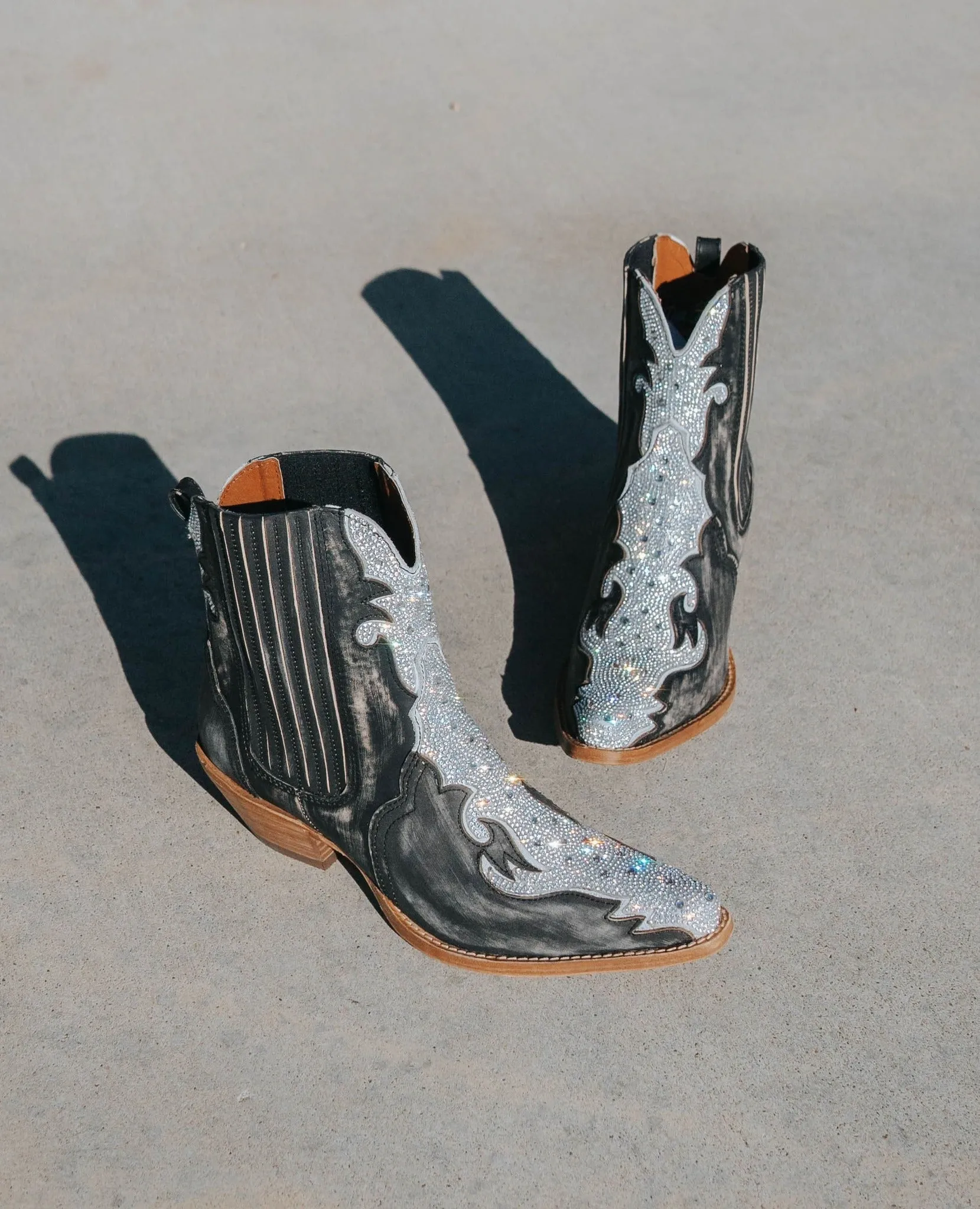 Women's Crystal Western Booties